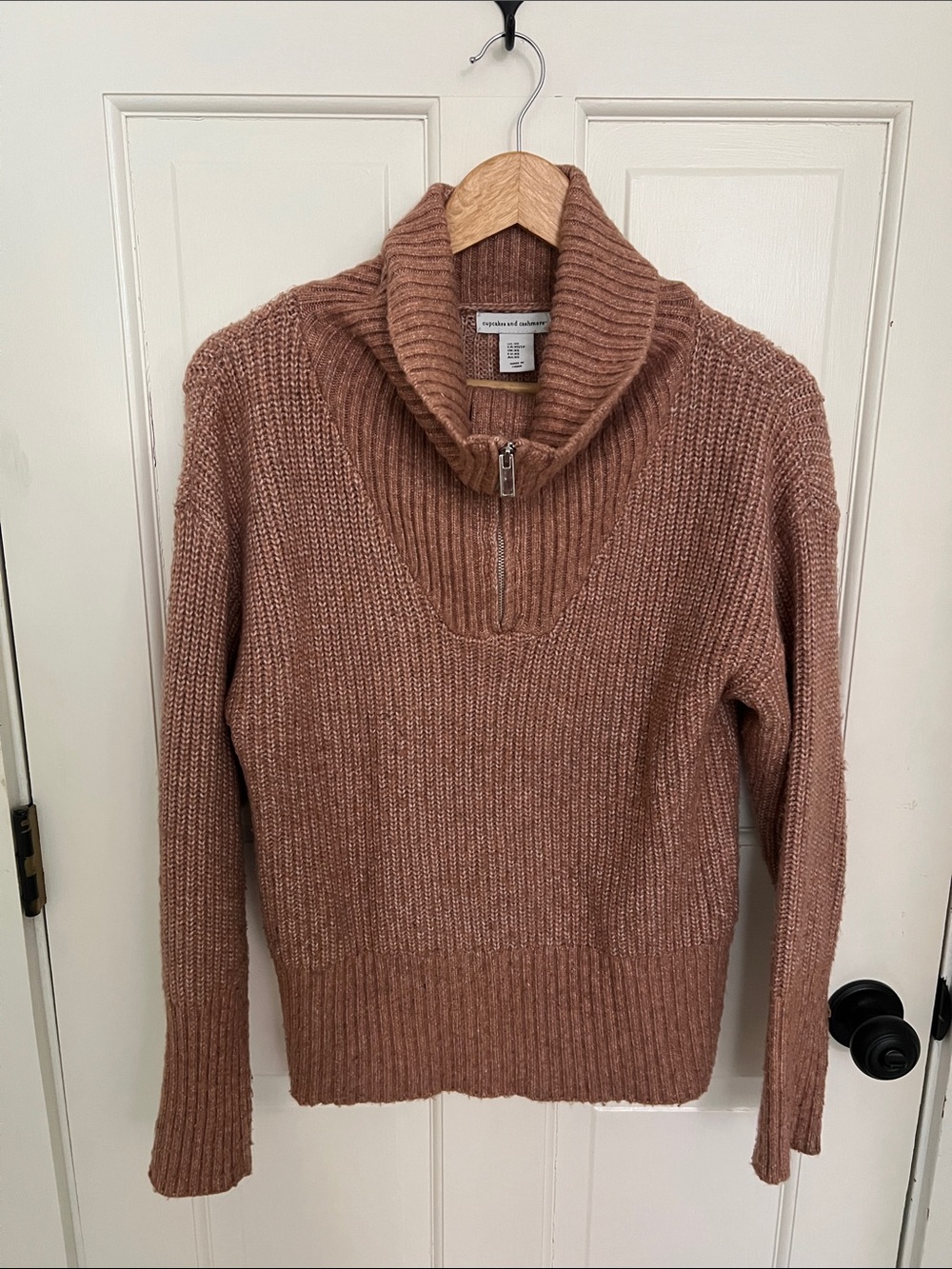 cupcakes & cashmere Ribbed Half-Zip Turtleneck Sweater in Mauve